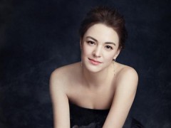 張榕容佩戴伯爵珠寶現(xiàn)身《妖貓傳》首映禮