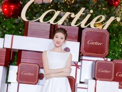 景甜佩戴卡地亞珠寶出席2017圣誕亮燈儀式