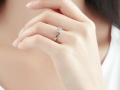 結(jié)婚鉆戒買多大的比較合適？