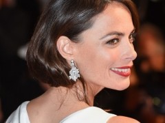 法國導演Michel Hazanavicius與影后Bérenice Béjo由CHAUMET尚美珠寶伴身出席戛納電影節(jié)