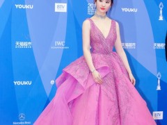 劉亦菲佩戴永恒印記珠寶出席國際電影節(jié)