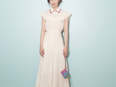 楊冪驚艷亮相派對(duì) 佩戴伯爵珠寶氣質(zhì)飄逸