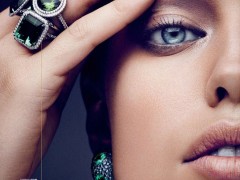 超模Emily DiDonato演繹魅力珠寶時(shí)尚大片
