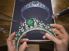 寶格麗推出 Jubilee Emerald Garden 王冠：慶祝伊麗莎白二世登基70周年