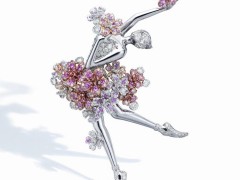 ANNA HU（胡茵菲）推出3枚 The Fairies 胸針：彩色寶石、鉆石