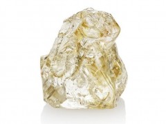 Alrosa 將一顆91.86ct鉆石原石命名為「Kyndykan」