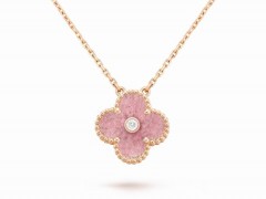 梵克雅寶推出 Alhambra四葉草項(xiàng)鏈新作：浪漫薔薇輝