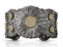 Buccellati布契拉提推出 Blossos 銀飾新作：雛菊與梔子花