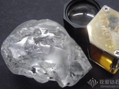 萊索托王國發(fā)現(xiàn)一顆 442ct 鉆石原石；De Beers 削減8月看貨會鉆石價格