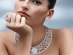 戴比爾斯全新高級珠寶系列The Alchemist of Light，自然之美煥發(fā)璀璨生機(jī)