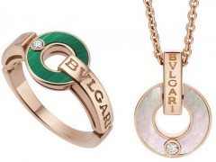 寶格麗推出 BVLGARI BVLGARI 新作：鏤空金圈與銘文