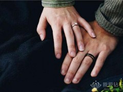 情侶戒指怎么帶比較好看？