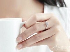 三種方法讓你手中的鉆戒“變”更大