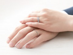 鉑金結婚對戒那個品牌好？ 分享國內(nèi)外鉑金對戒品牌