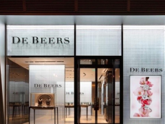 戴比爾斯集團獲得De Beers Diamond Jewellers全數擁有權