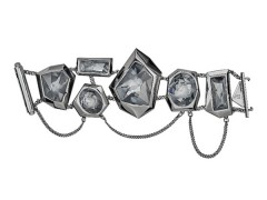 這個(gè)七夕送她什么？施華洛世奇Atelier Swarovski傾情呈現(xiàn)獨(dú)具一格的七夕情人節(jié)珠寶臻品