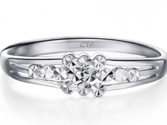 周大福鉑金戒指款式及價格