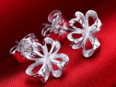 鉑金耳釘|周大生鉑金耳釘圖片欣賞