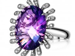 ITAMOND新季彩色寶石珠寶 耀眼色彩展現(xiàn)自然之美