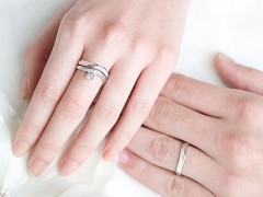 訂婚戒指和結(jié)婚戒指可以一起戴嗎？