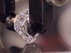 鉆石保養(yǎng)方法有哪些？鉆石的保養(yǎng)指南