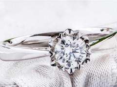 如何鑒定鉆石戒指真假_怎么挑選鉆石戒指？