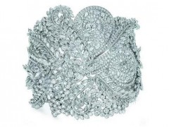 真正的高級(jí)珠寶才不是打上大牌logo的批量首飾