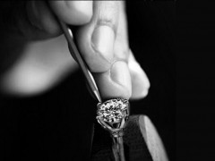 怎么分辨鉆戒的品質(zhì)好壞 不看證書(shū)同樣可以鑒定鉆戒質(zhì)量