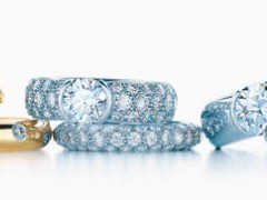 鉆戒定制 戒托選擇鉑金Pt和18K哪個好?