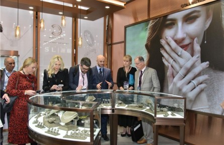 香港國際珠寶展與香港國際鉆石、寶石及珍珠展2023年3月舉行