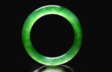 祥禎福率先接入國(guó)家級(jí)存證平臺(tái)，珠寶玉石行業(yè)迎來(lái)“可追溯”信任新基建